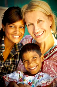 Claudia Stöckl besucht die ZUKI- Kinder regelmäßig in Indien.